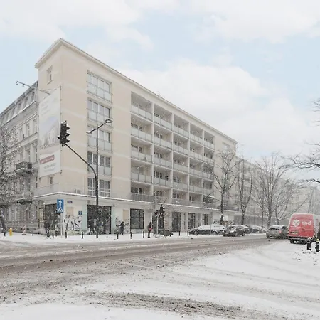 Apartment Sunny In The Center With Balcony & Air Conditioning By Renters *